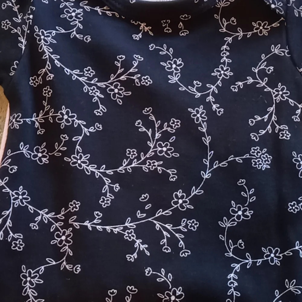 🌞🎉 Infant Girl Bodysuits (NWOT) - Picture 2 of 6